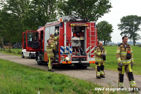 Henry-Wallinga©-Vrachtautobrand-korenbeltweg-Genemuiden-11