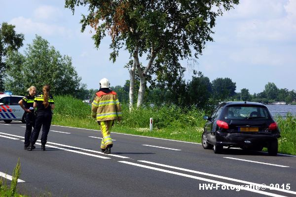 Henry-Wallinga©-Ongeval-Blauwehandseweg-Wanneperveen-02