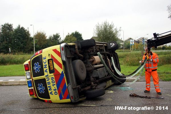 Henry-Wallinga©-Ambulance-Blauwe-Hand-03