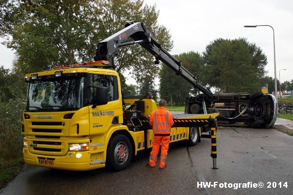 Henry-Wallinga©-Ambulance-Blauwe-Hand-05