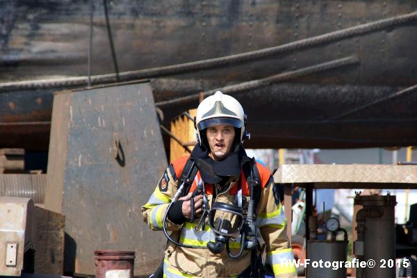 Henry-Wallinga©-Brand-Binnenvaartschip_Hasselt-05