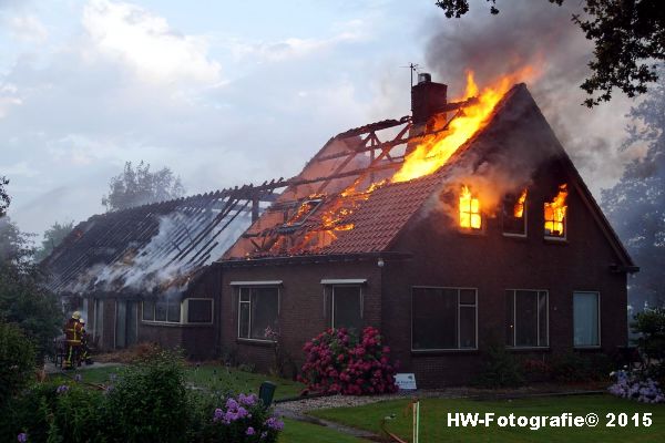 Henry-Wallinga©-Blikseminslag-Kanaaldijk-Giethoorn-02