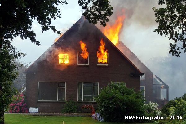 Henry-Wallinga©-Blikseminslag-Kanaaldijk-Giethoorn-05