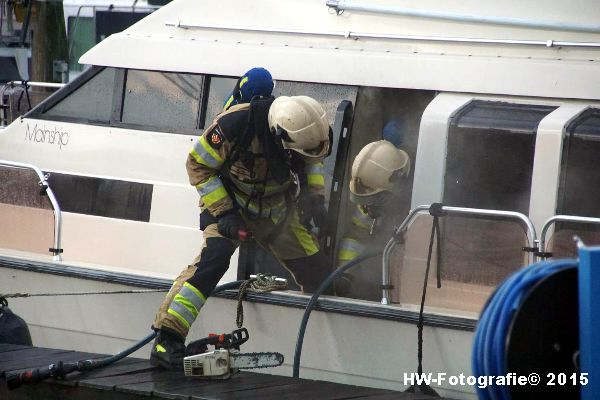 Henry-Wallinga©-Brand-Plezierjacht-Hasselt-06