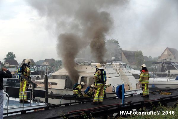 Henry-Wallinga©-Brand-Plezierjacht-Hasselt-08