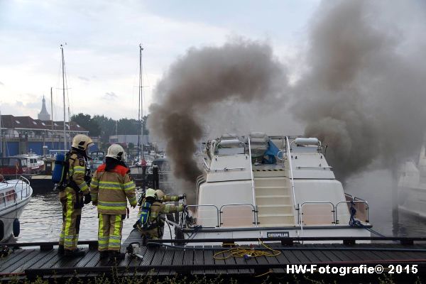 Henry-Wallinga©-Brand-Plezierjacht-Hasselt-09