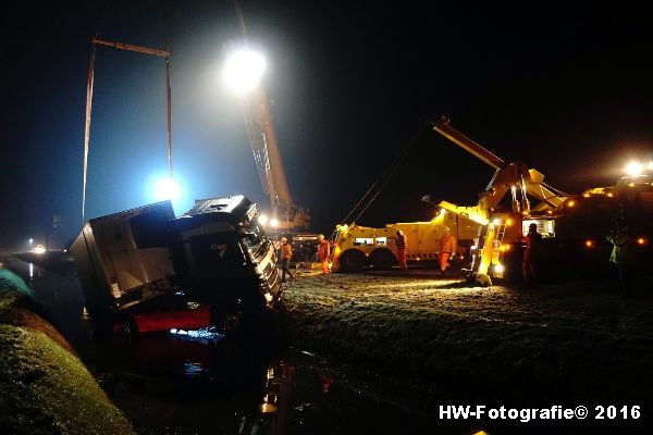 Henry-Wallinga©-Berging-Vrachtwagen-A28-Staphorst-07