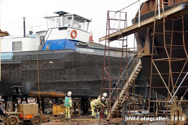 Henry-Wallinga©-Brand-Scheepswerf-Zwartsluis-01