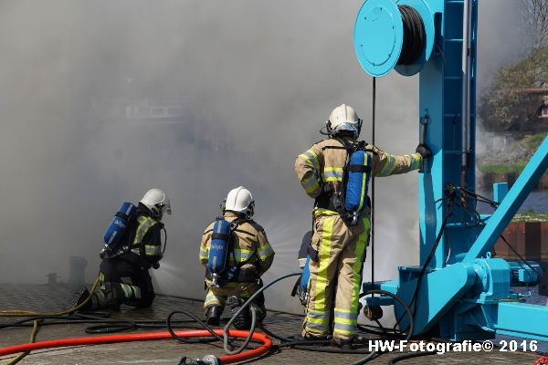 Henry-Wallinga©-Brand--Zeilboot-Kranerweerd-Zwartsluis-12