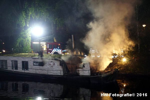 henry-wallinga-brand-woonboot-zwolle-06