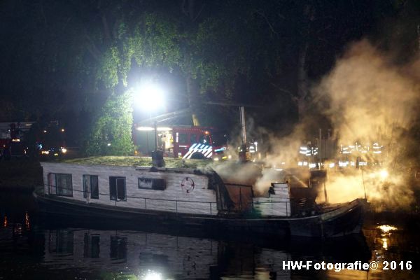 henry-wallinga-brand-woonboot-zwolle-08