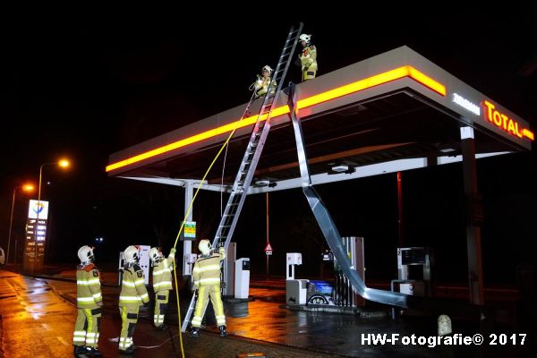 Henry-Wallinga©-Stormschade-Tankstation-Hasselt-05