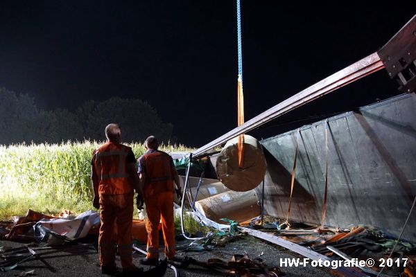 Henry-Wallinga©-Berging-Vrachtwagen-Parallelweg-A28-Zwolle-04