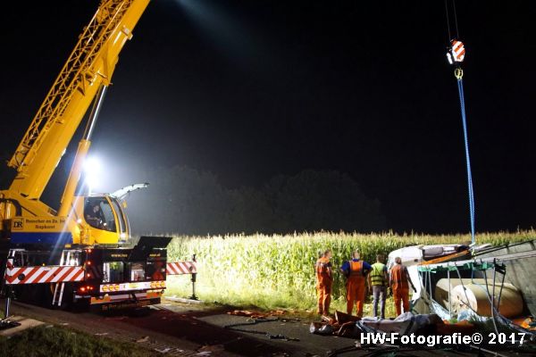 Henry-Wallinga©-Berging-Vrachtwagen-Parallelweg-A28-Zwolle-07