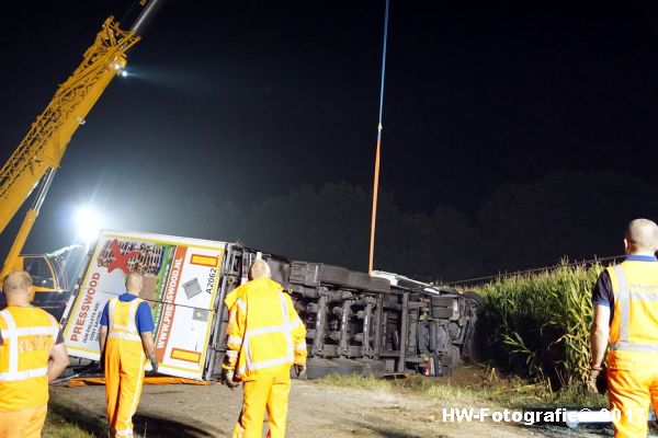 Henry-Wallinga©-Berging-Vrachtwagen-Parallelweg-A28-Zwolle-14