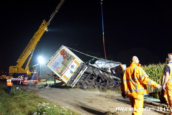 Henry-Wallinga©-Berging-Vrachtwagen-Parallelweg-A28-Zwolle-15