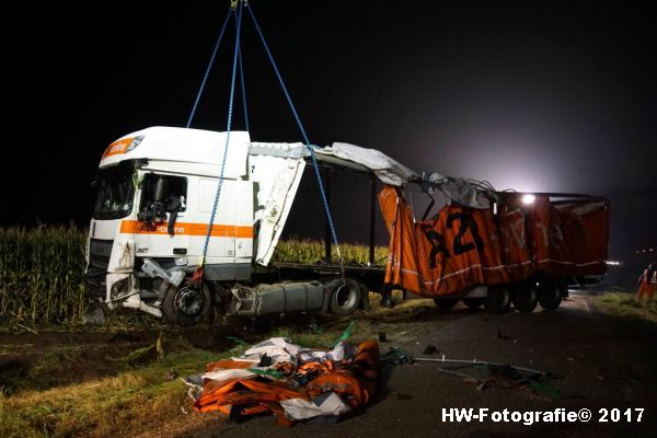 Henry-Wallinga©-Berging-Vrachtwagen-Parallelweg-A28-Zwolle-22