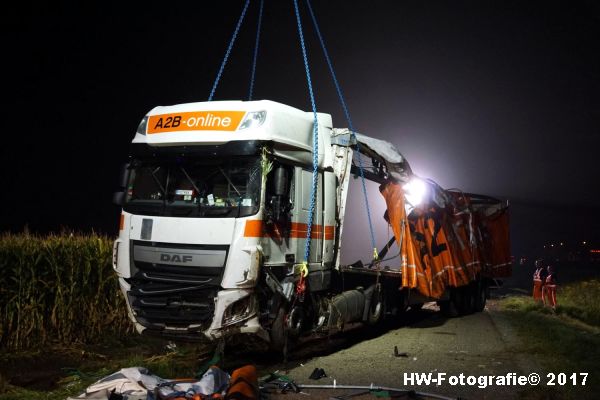 Henry-Wallinga©-Berging-Vrachtwagen-Parallelweg-A28-Zwolle-23