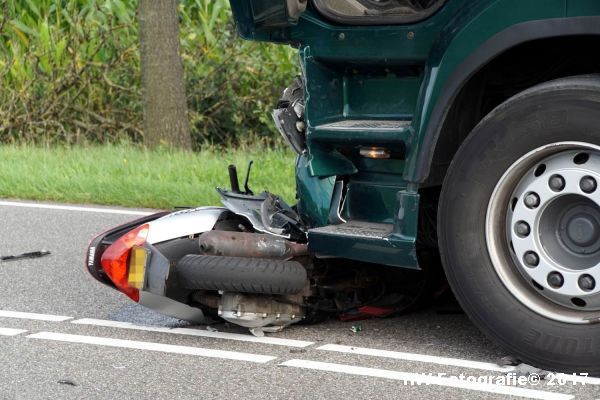 Henry-Wallinga©-Ongeval-Gorterlaan-Scooter-Staphorst-05