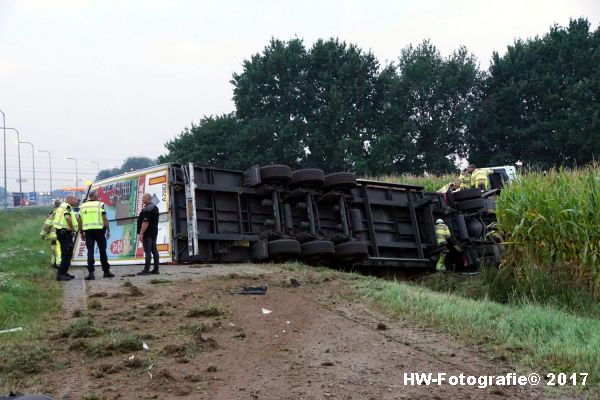 Henry-Wallinga©-Vrachtwagen-Parallelweg-A28-Zwolle-02