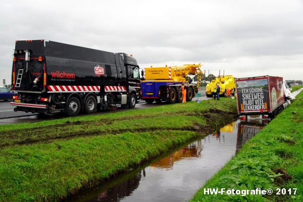 Henry-Wallinga©-Ongeval-Vrachtauto-Sloot-Staphorst-07