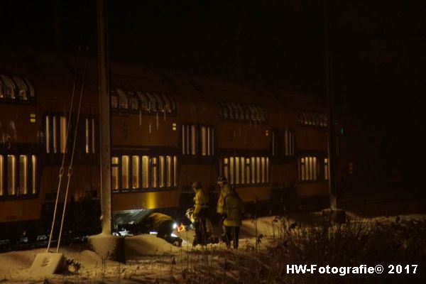 Henry-Wallinga©-Trein-Auto-Overweg-Zwolle-10