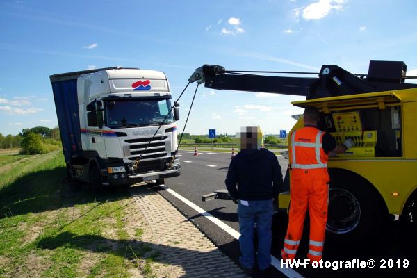 Henry-Wallinga©-Truck-Weggezakt-N331-Hasselt-07