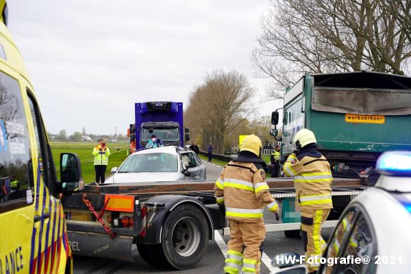 Henry-Wallinga©-Ongeval-Vrachtwagen-Auto-Dijk-N331-Zwartsluis-01