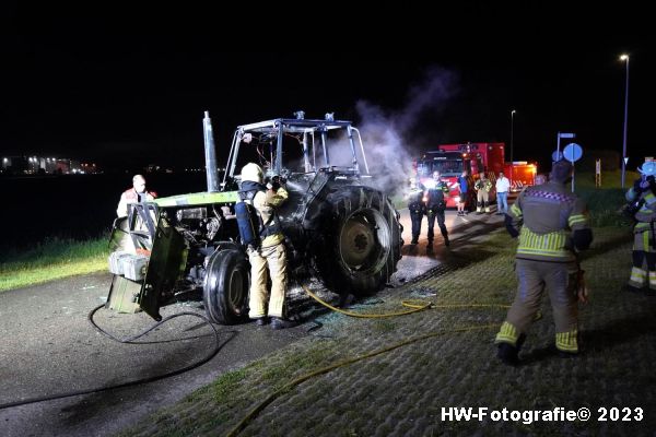 Henry-Wallinga©-Brand-Tractor-Wolvenjacht-Zwartsluis-14