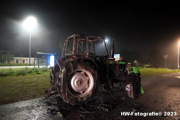 Henry-Wallinga©-Brand-Tractor-Wolvenjacht-Zwartsluis-19