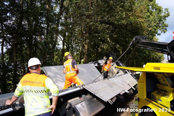 Henry-Wallinga©-Ongeval-Vrachtwagen-Betonplaten-A28-Lichtmis-16
