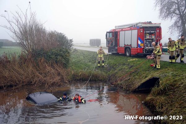 Henry-Wallinga©-Ongeval-Auto-Water-Stadsweg_Rouveen-08