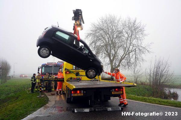 Henry-Wallinga©-Ongeval-Auto-Water-Stadsweg_Rouveen-16