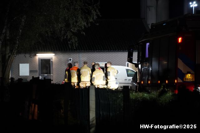 Henry-Wallinga©-Brandweerman-Mestkelder-Reddingsactie-Topweg-Genemuiden-08
