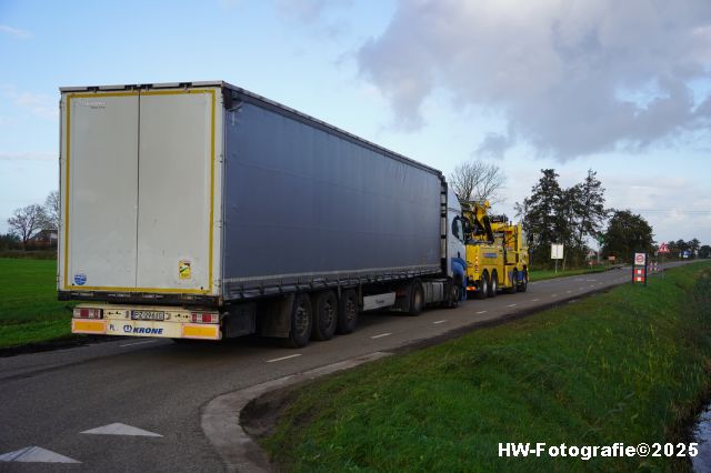 Henry-Wallinga©-Vrachtwagen-Berm-Stadsweg-Hasselt-23