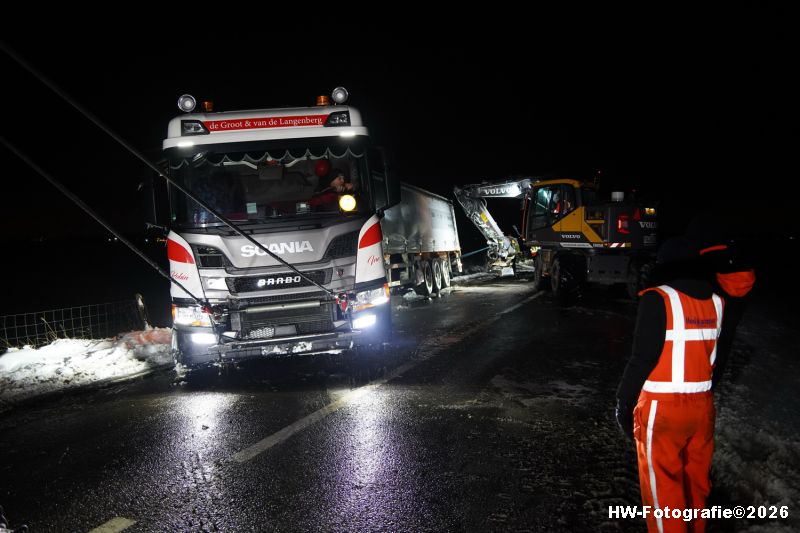 Henry-Wallinga©-Ongeval-Vrachtwagen-Sneeuw-Kamperzeedijk-Genemuiden-28