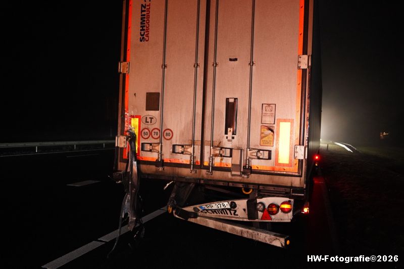 Henry-Wallinga©-Ongeval-Bestelbus-Vrachtwagen-A28-Lichtmis-10