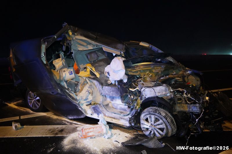 Henry-Wallinga©-Ongeval-Bestelbus-Vrachtwagen-A28-Lichtmis-13