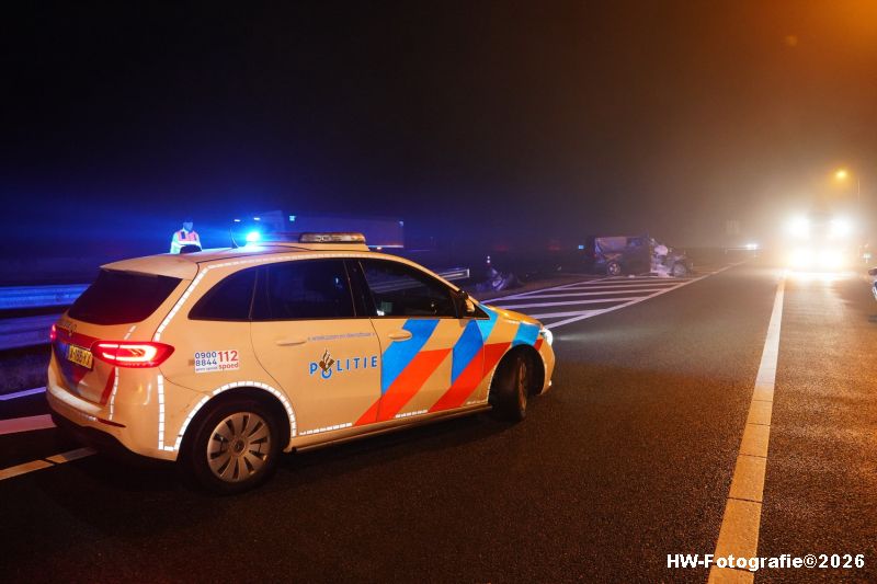 Henry-Wallinga©-Ongeval-Bestelbus-Vrachtwagen-A28-Lichtmis-15