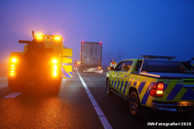 Henry-Wallinga©-Ongeval-Bestelbus-Vrachtwagen-A28-Lichtmis-20