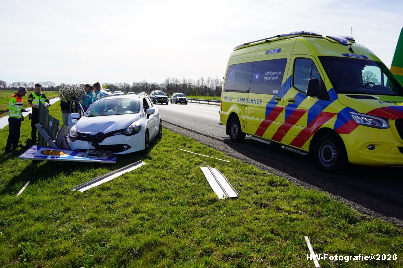 Henry-Wallinga©-Eenzijdig-Ongeval-Auto-Verkeersbord-A28-Staphorst-02