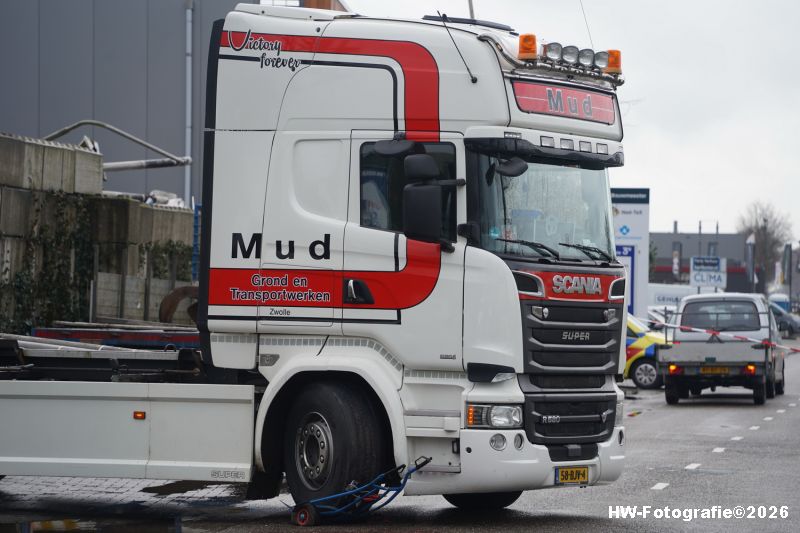 Henry-Wallinga©-Ongeval-Persoon-Vrachtwagen-Rollecate-Nieuwleusen-06