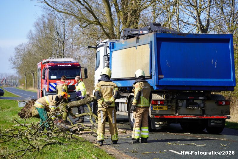 Henry-Wallinga©-Stormschade-Conradsweg-Rouveen-11