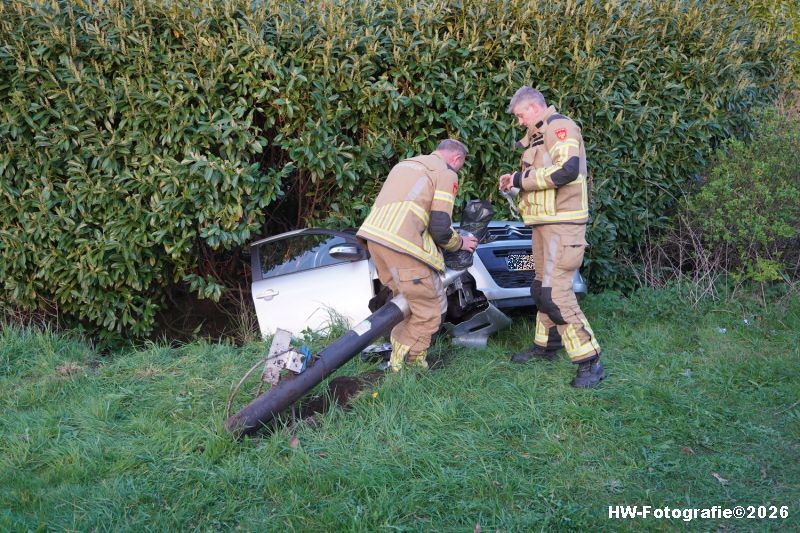 Henry-Wallinga©-Eenzijdig-Ongeval-Auto-Sloot-N377-Hasselt-09