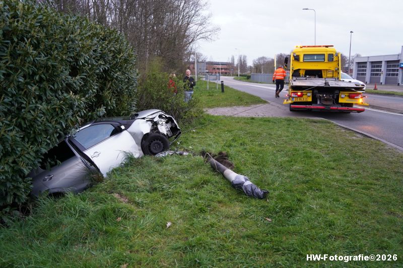 Henry-Wallinga©-Eenzijdig-Ongeval-Auto-Sloot-N377-Hasselt-12