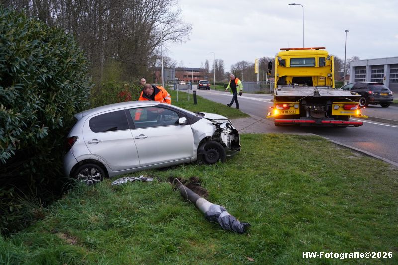 Henry-Wallinga©-Eenzijdig-Ongeval-Auto-Sloot-N377-Hasselt-13