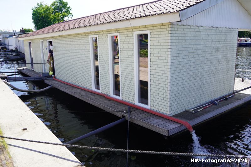Henry-Wallinga©-Woonboot-Zinken-Nieuwesluis-Zwartsluis-19