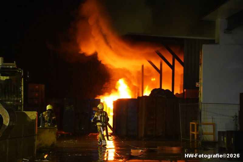 Henry-Wallinga©-Containerbrand-HKS-Zwartsluis-01