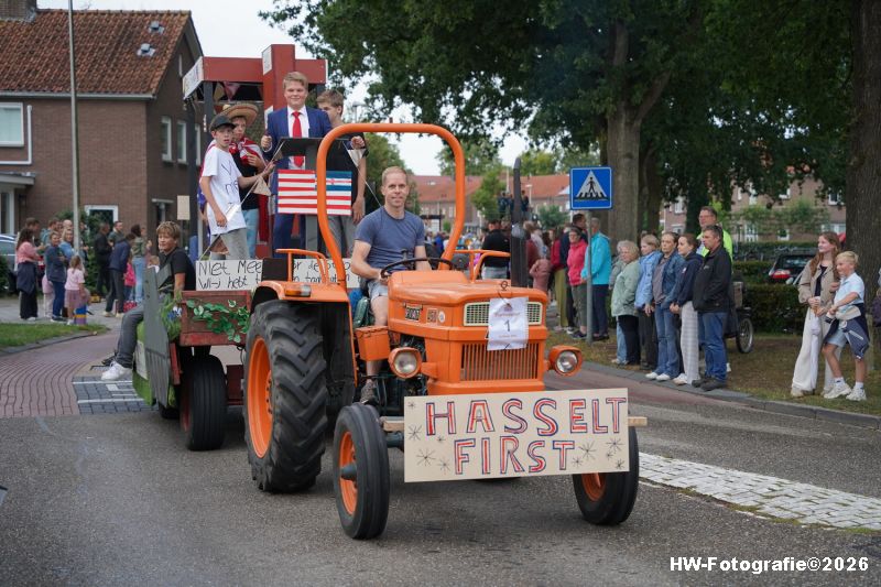 Henry-Wallinga©-Euifeest-Optocht-Avond-Hasselt-02