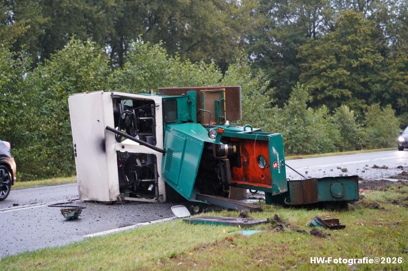 Henry-Wallinga©-Ongeval-Asfaltwals-Zomerdijk-Wanneperveen-03